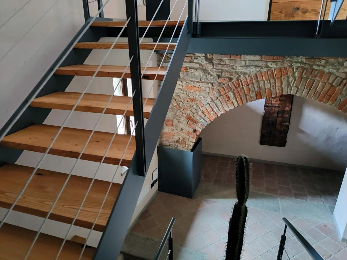 Domus Acaja Apartment Pinerolo ภายนอก รูปภาพ