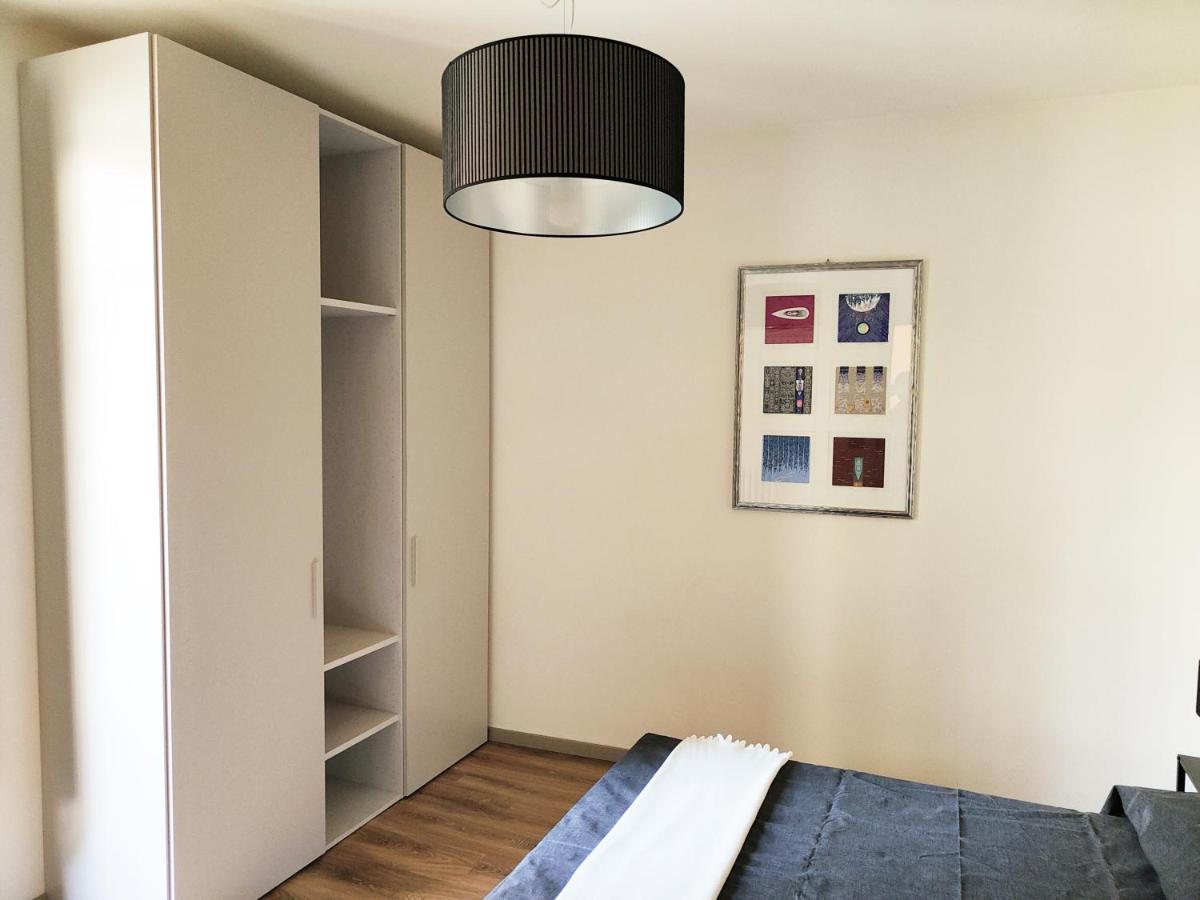 Domus Acaja Apartment Pinerolo ภายนอก รูปภาพ